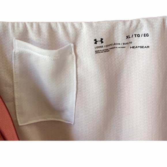 Under Armor Athletic Shorts Heat Gear with Attached… - Picture 8 of 11